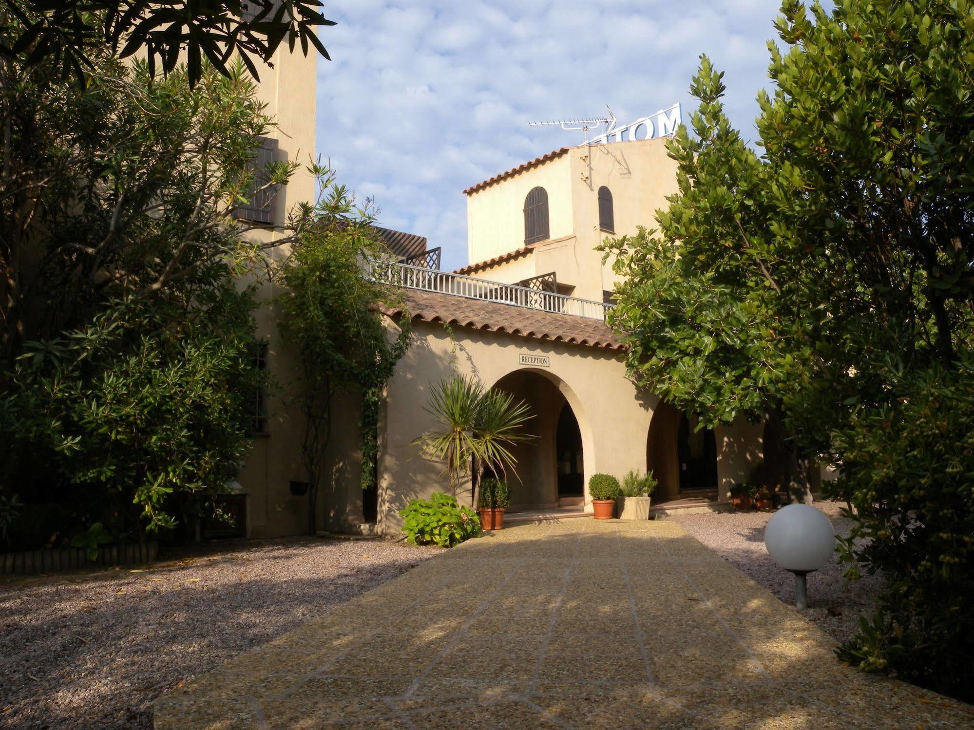 Motel Le Vieux Moulin LʼÎle-Rousse Εξωτερικό φωτογραφία