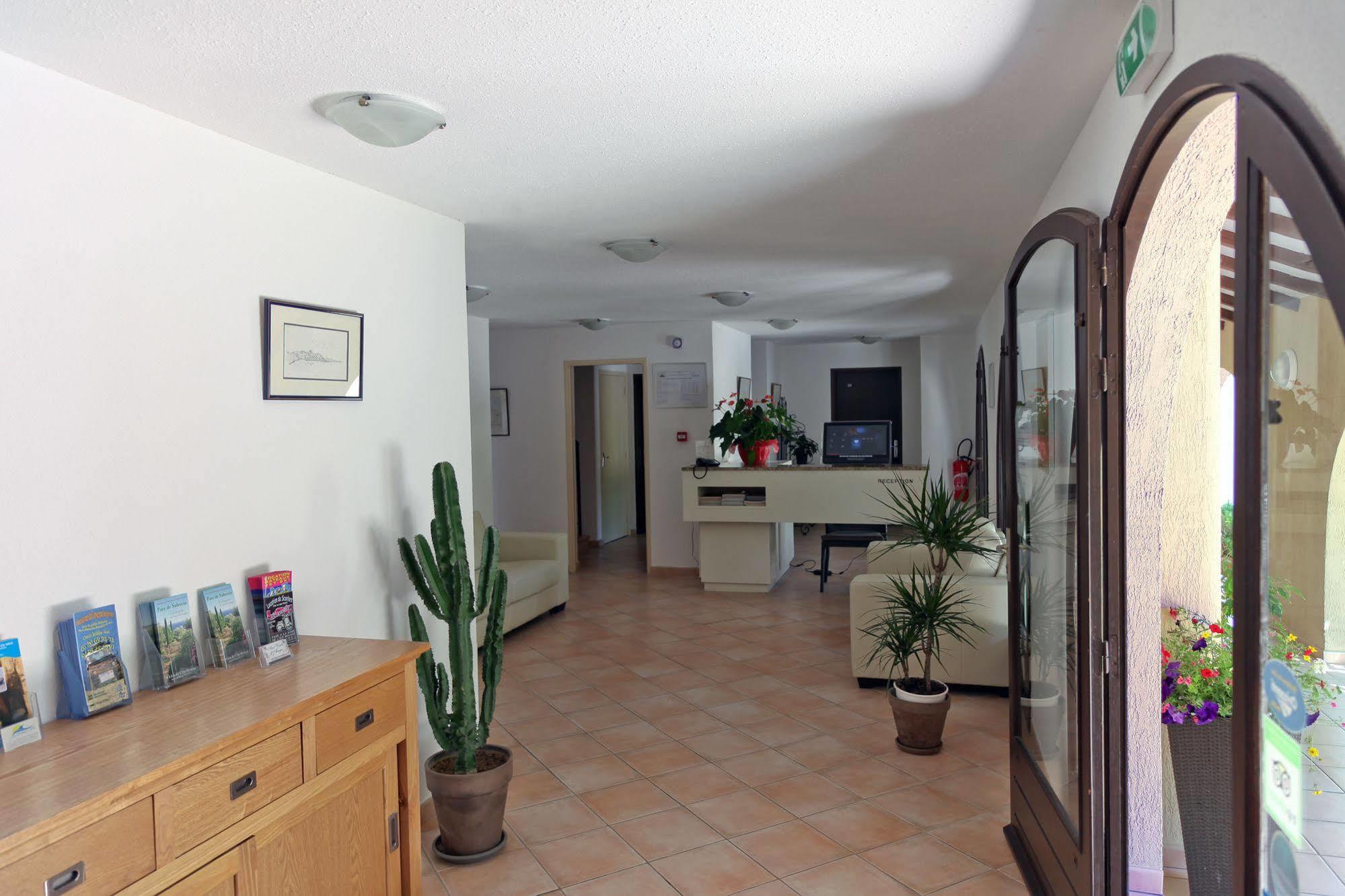 Motel Le Vieux Moulin LʼÎle-Rousse Εξωτερικό φωτογραφία