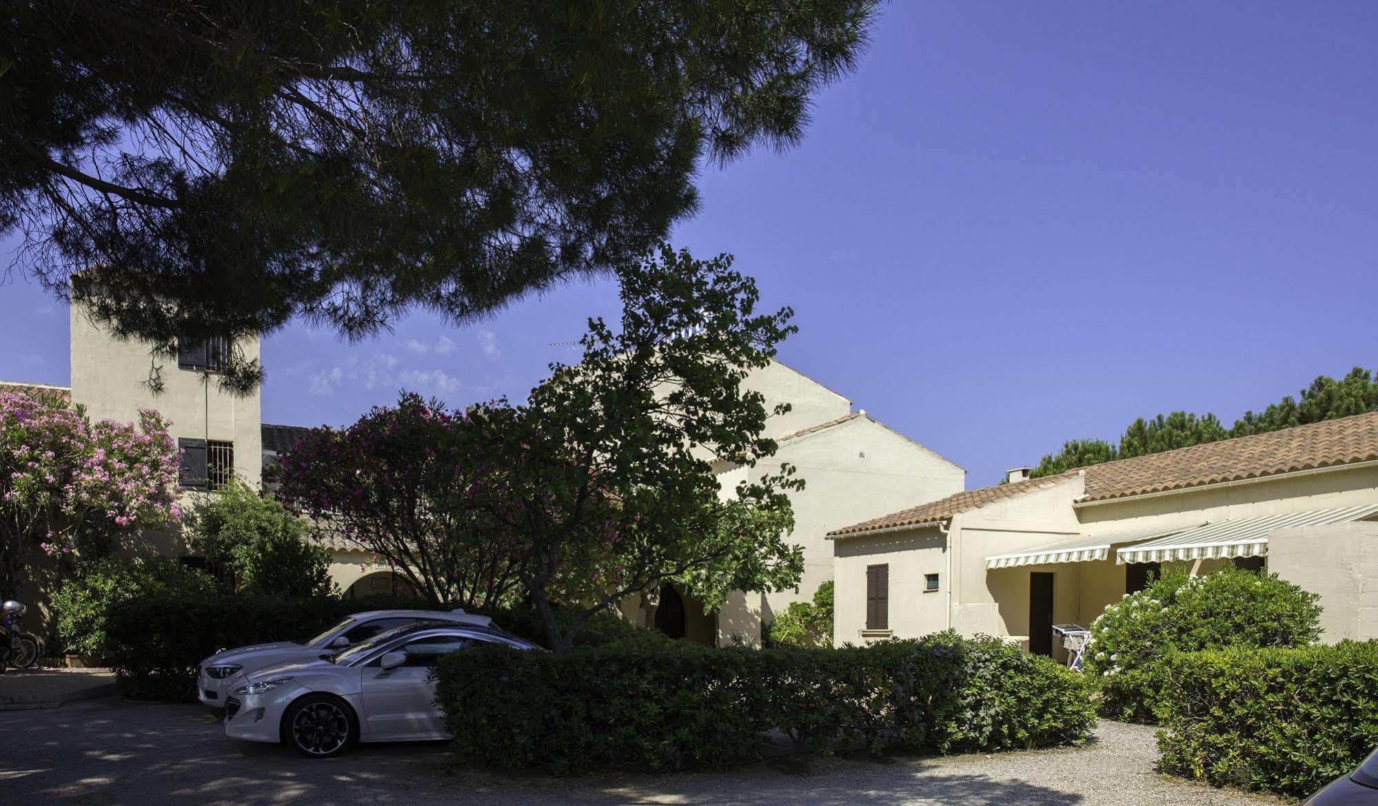 Motel Le Vieux Moulin LʼÎle-Rousse Εξωτερικό φωτογραφία