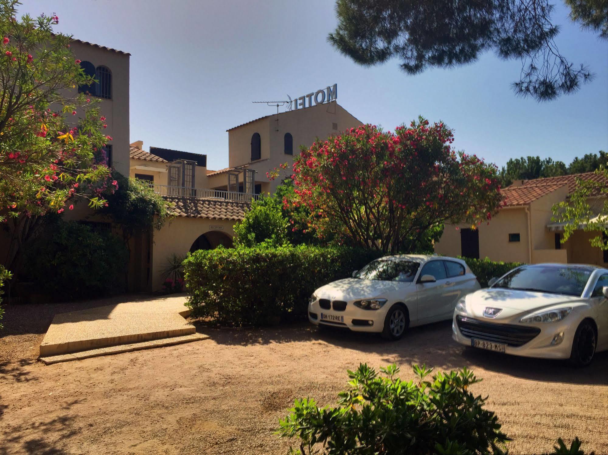 Motel Le Vieux Moulin LʼÎle-Rousse Εξωτερικό φωτογραφία